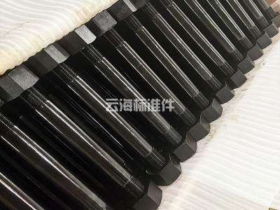 采油树高强度螺栓